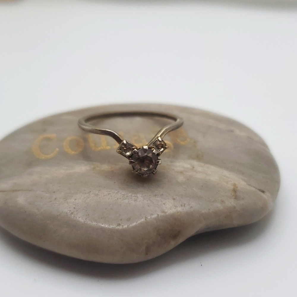 Antique sterling silver bridal ring‎ size 5 R147